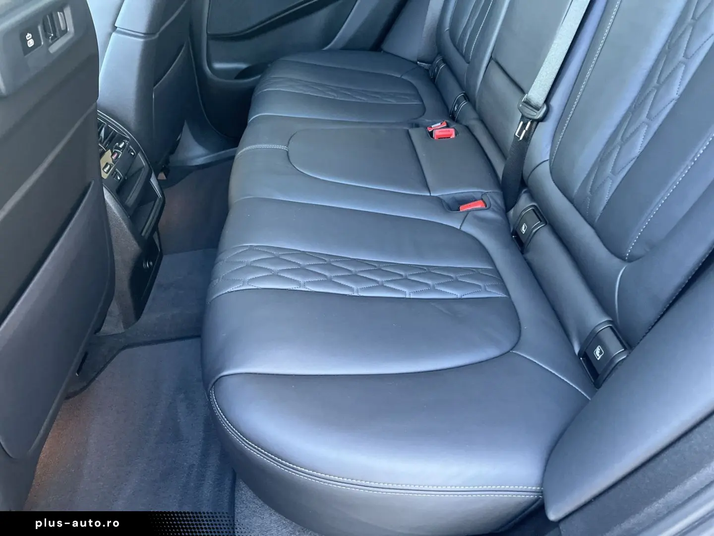BMW X5 30d M-Sport xDrive Panorama AHK Navi Leder