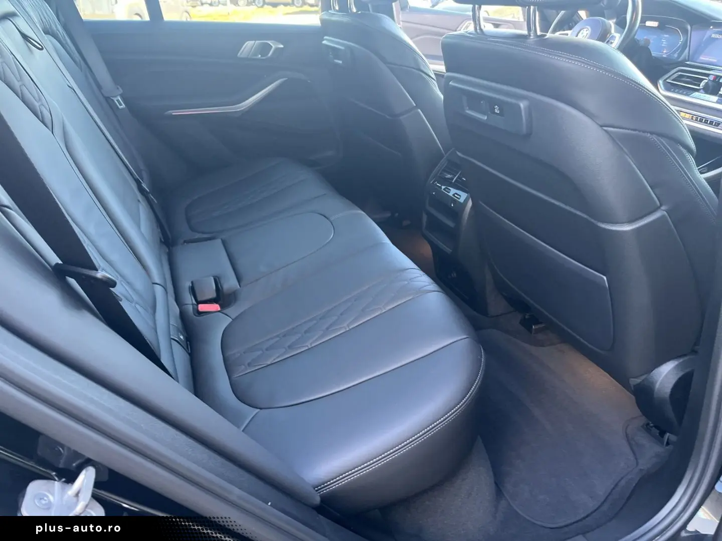 BMW X5 30d M-Sport xDrive Panorama AHK Navi Leder