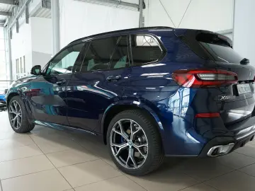 BMW X5 xDrive45e M Sport AHK Pano Merino Komfortsitz