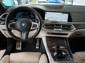 BMW X5 xDrive45e M Sport AHK Pano Merino Komfortsitz