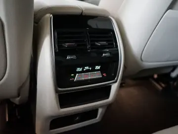 BMW X5 xDrive45e M Sport AHK Pano Merino Komfortsitz