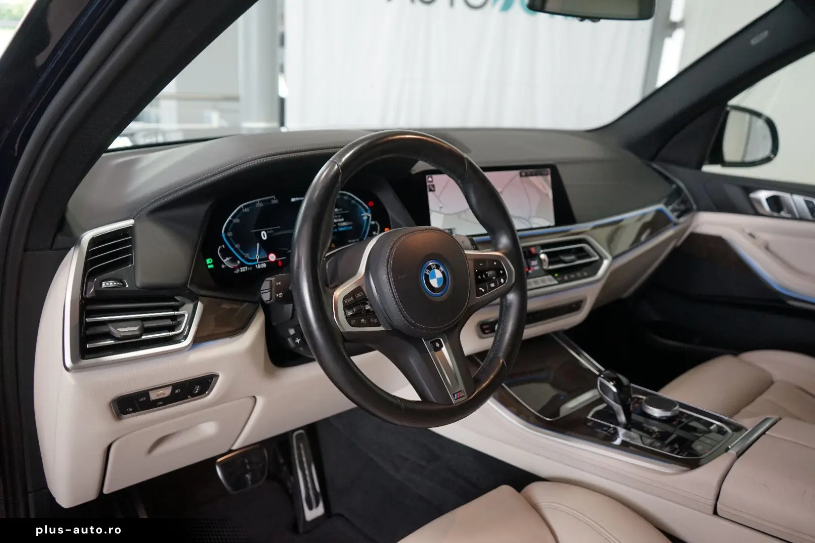 BMW X5 xDrive45e M Sport AHK Pano Merino Komfortsitz