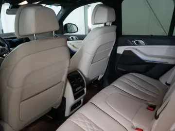 BMW X5 xDrive45e M Sport AHK Pano Merino Komfortsitz