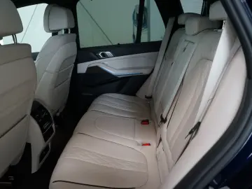 BMW X5 xDrive45e M Sport AHK Pano Merino Komfortsitz