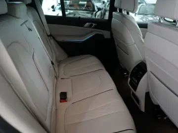 BMW X5 xDrive45e M Sport AHK Pano Merino Komfortsitz