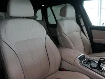 BMW X5 xDrive45e M Sport AHK Pano Merino Komfortsitz