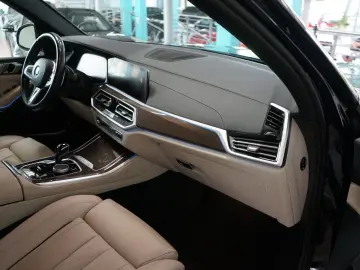 BMW X5 xDrive45e M Sport AHK Pano Merino Komfortsitz