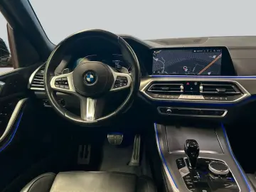 BMW X5 xDrive40d  M-Paket  AHK  SHZ