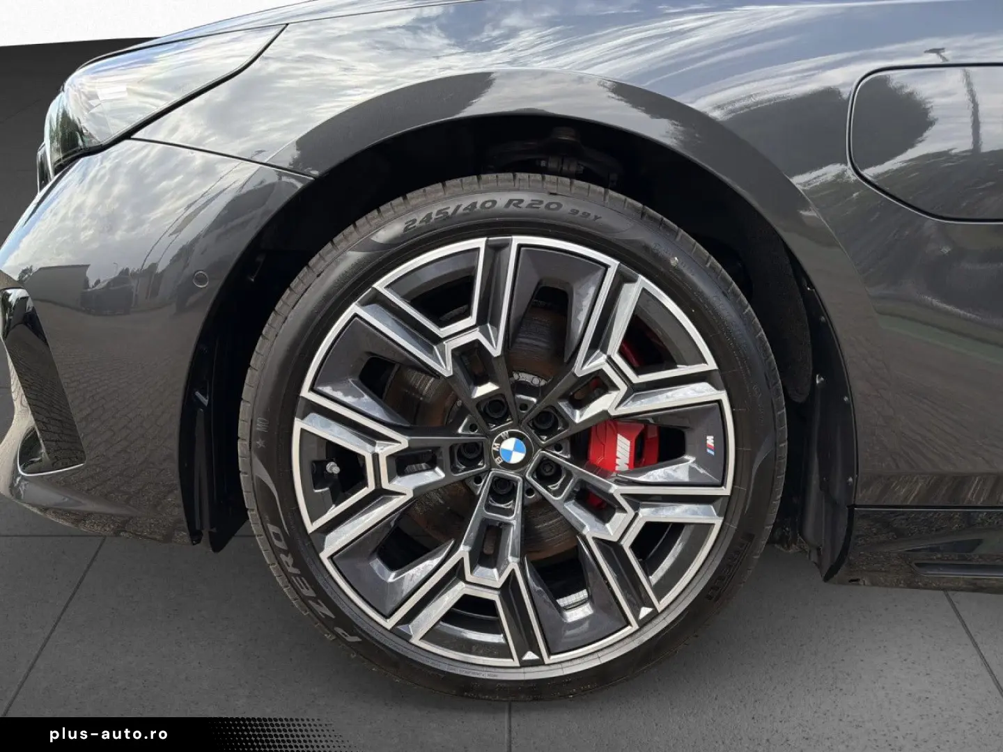 BMW 550e xDr T M Sport Pro B&W AutoBahn Pano AHK 20