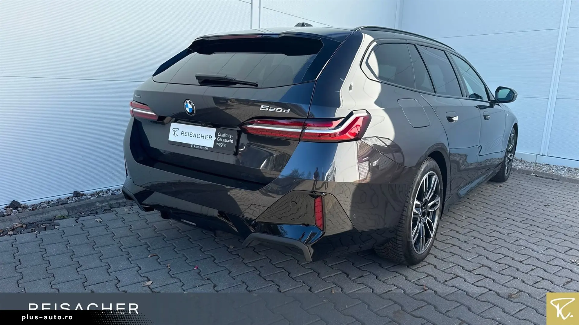 BMW 520d A xDrive Tou M Sport AHK DA  Standh