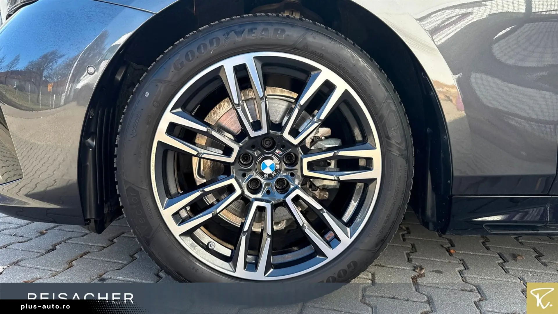 BMW 520d A xDrive Tou M Sport AHK DA  Standh