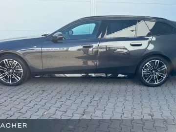 BMW 520d A xDrive Tou M Sport AHK DA  Standh