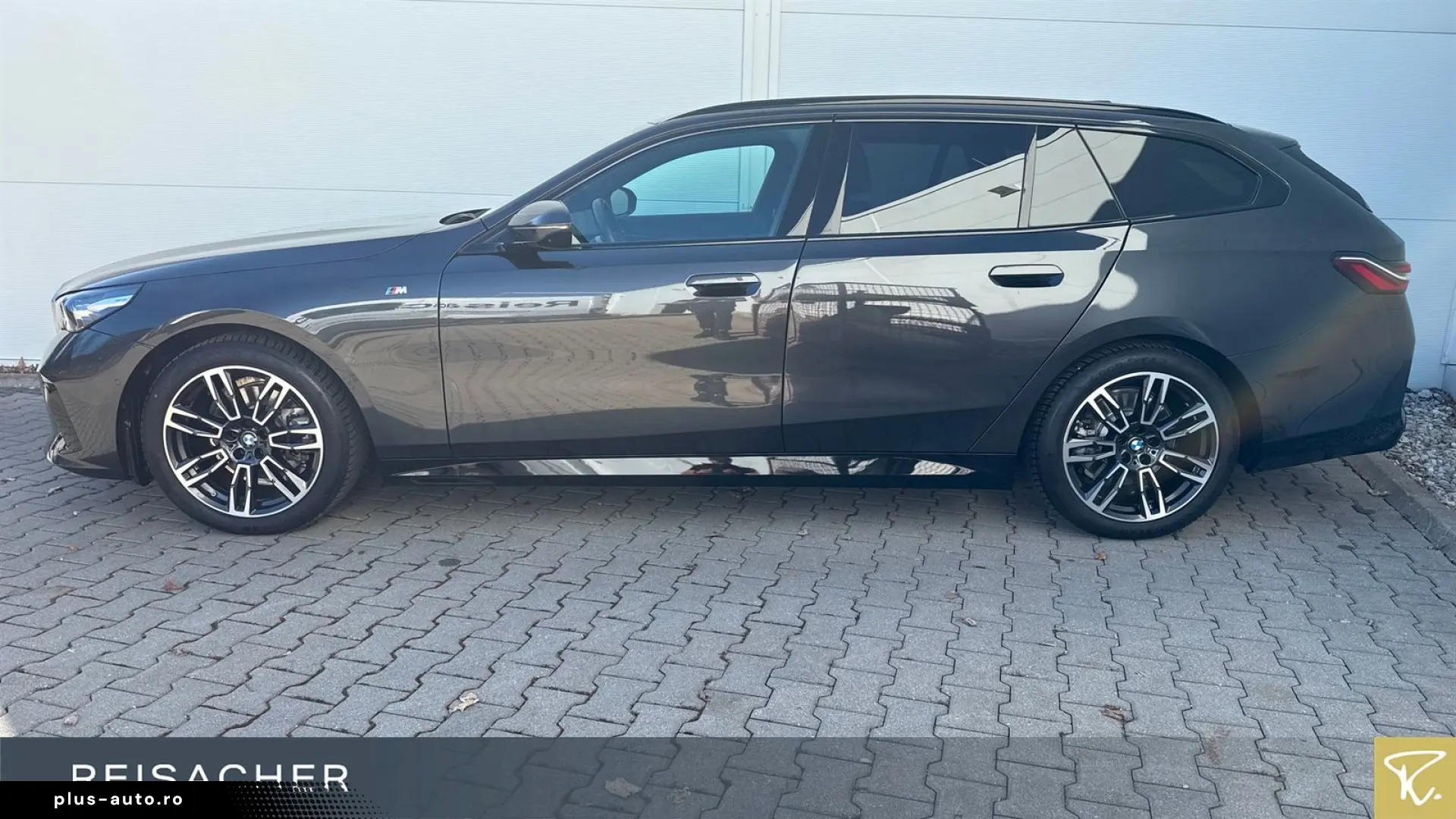 BMW 520d A xDrive Tou M Sport AHK DA  Standh