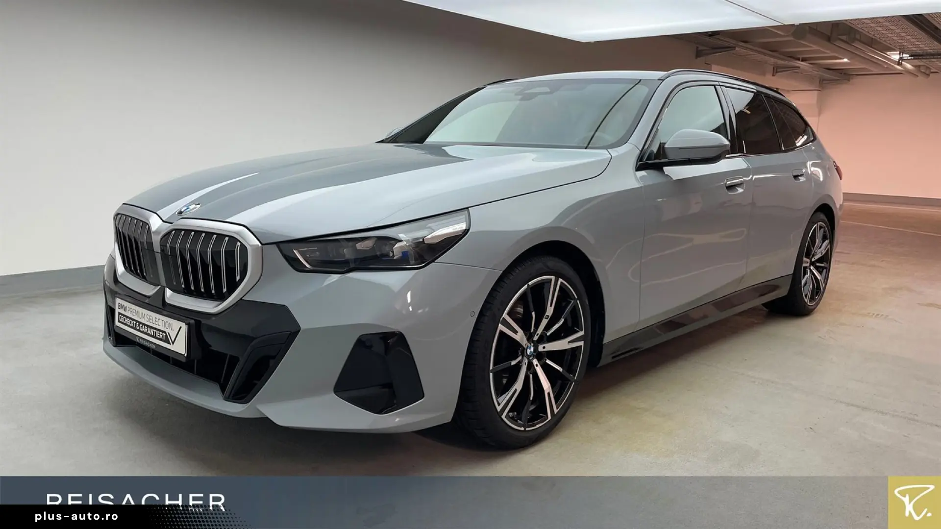 BMW 520d A xDrive Tou M-Sport AHK Sitzbelü Standh
