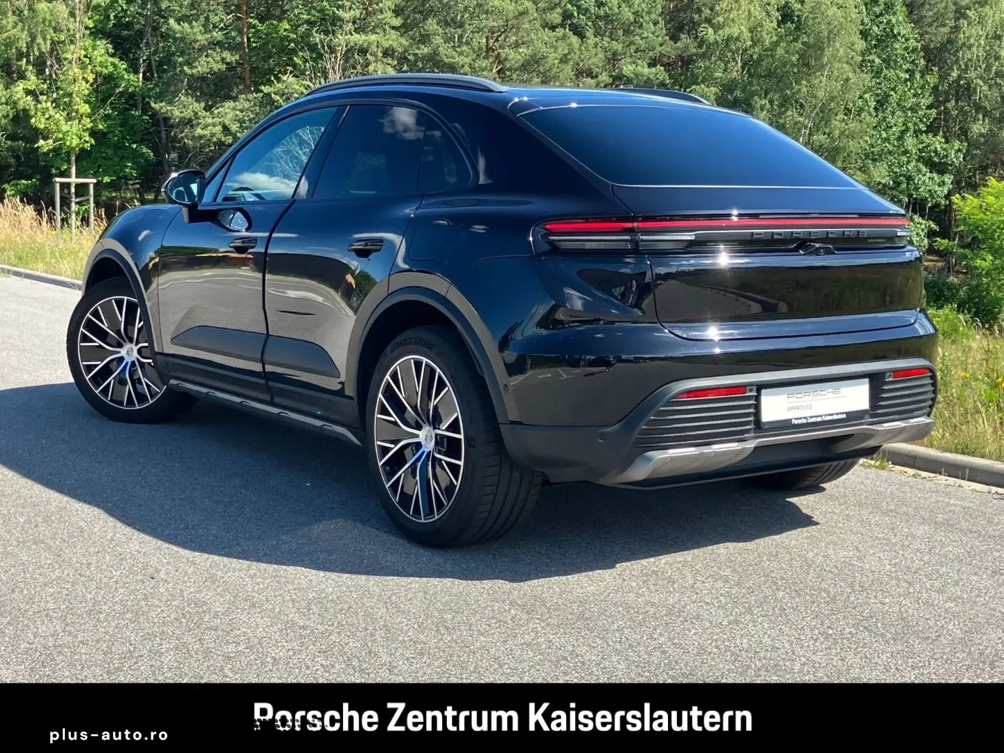 PORSCHE Macan Hinterachslenkung BOSE Luftfederung 21-Zol