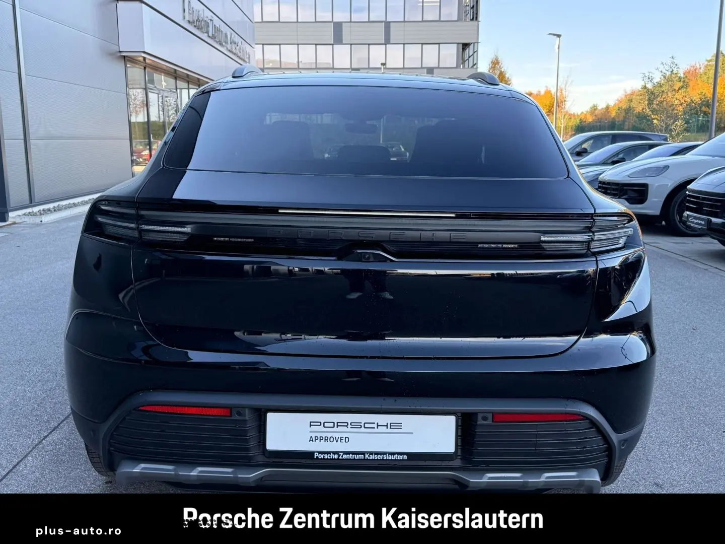 PORSCHE Macan Hinterachslenkung BOSE Luftfederung 21-Zol