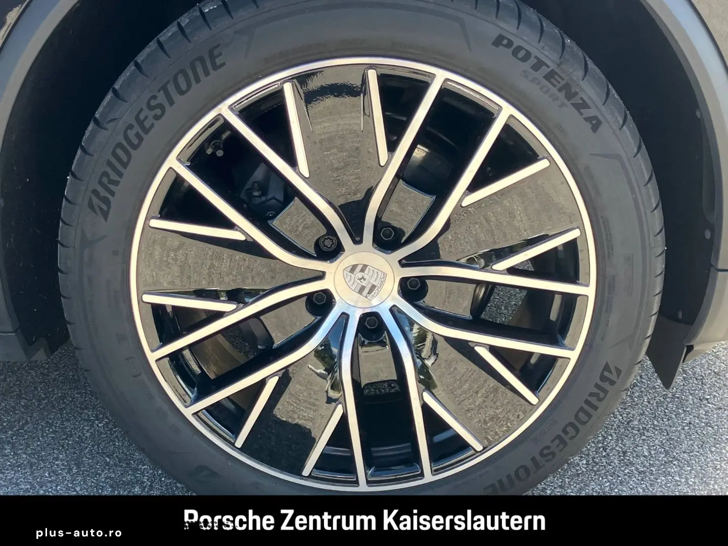 PORSCHE Macan Hinterachslenkung BOSE Luftfederung 21-Zol