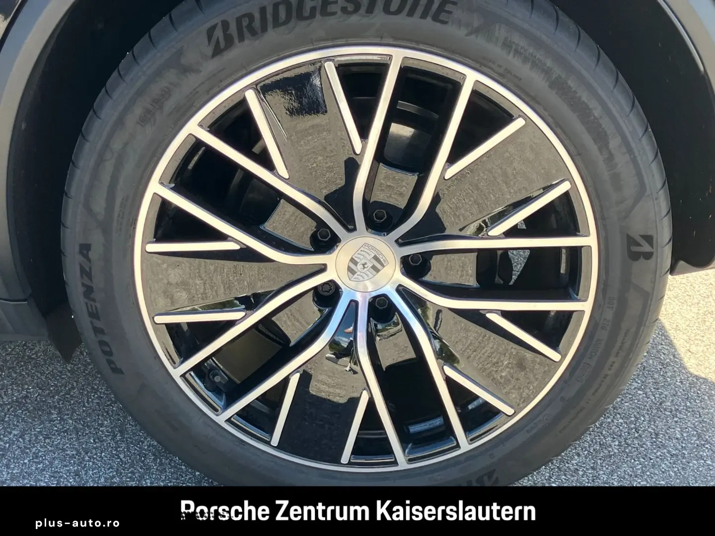PORSCHE Macan Hinterachslenkung BOSE Luftfederung 21-Zol