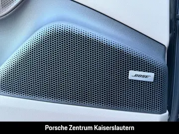 PORSCHE Macan Hinterachslenkung BOSE Luftfederung 21-Zol