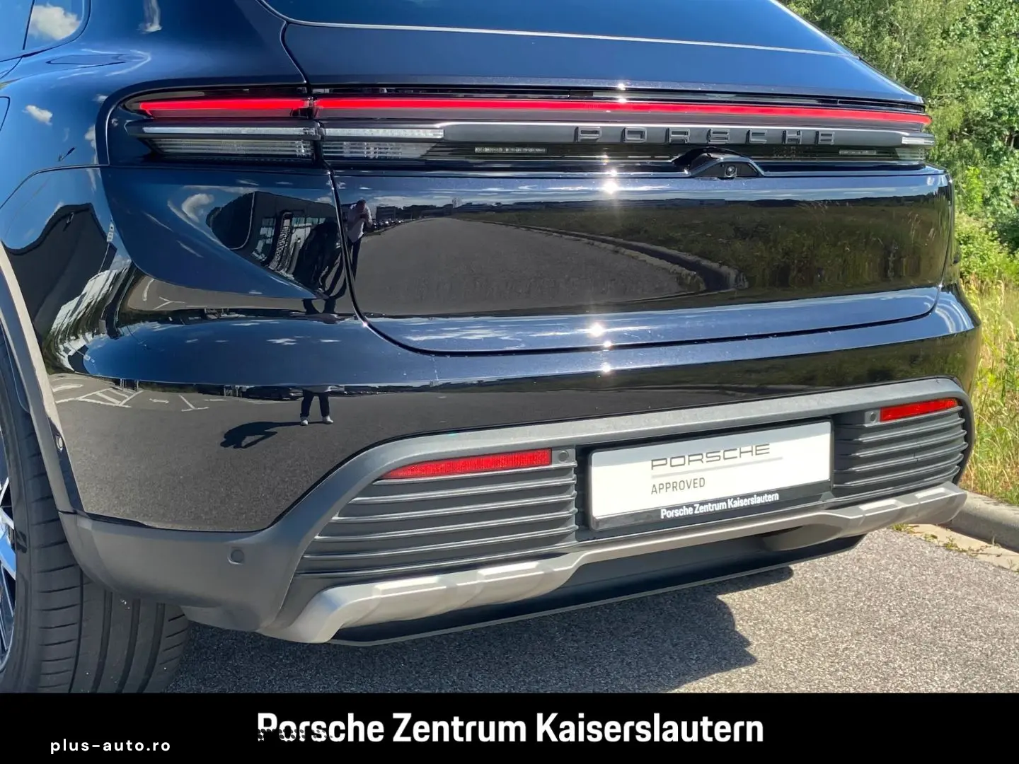 PORSCHE Macan Hinterachslenkung BOSE Luftfederung 21-Zol