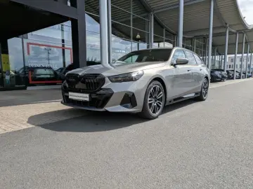BMW 520d xDrive Tour. M Sport Park.Ass.Plus. AHK.