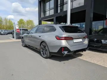 BMW 520d xDrive Tour. M Sport Park.Ass.Plus. AHK.
