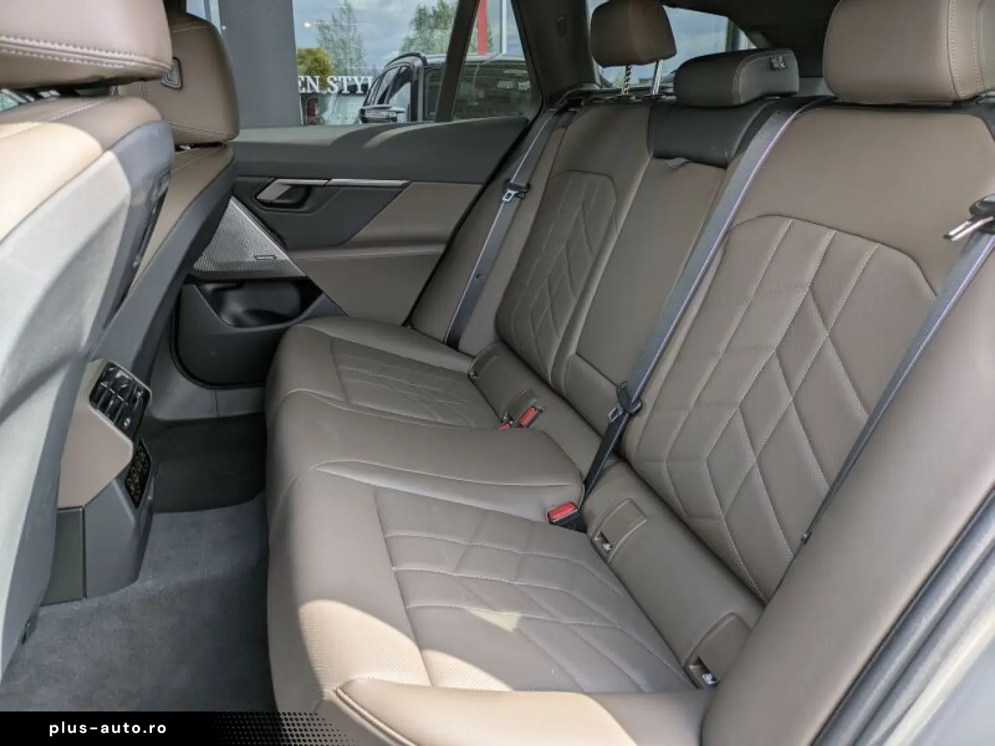 BMW 520d xDrive Tour. M Sport Park.Ass.Plus. AHK.