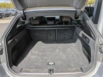 BMW 520d xDrive Tour. M Sport Park.Ass.Plus. AHK.