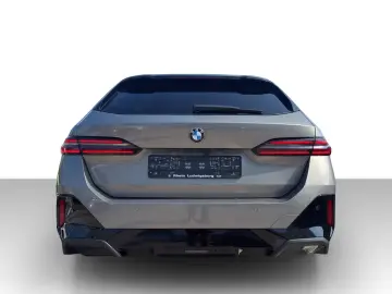 BMW 520d xDrive Touring M Sport ParkAs DriveAs LED