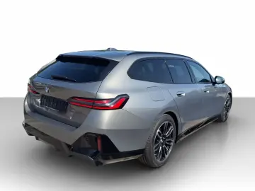 BMW 520d xDrive Touring M Sport ParkAs DriveAs LED