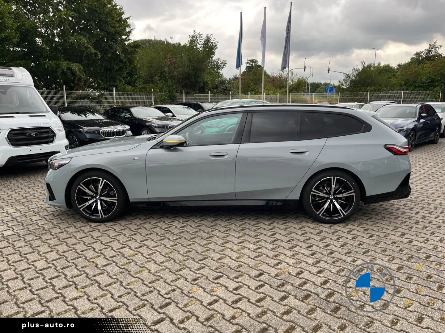 BMW 520d xDrive M Sport 20  AHK Pano Standhzg H K
