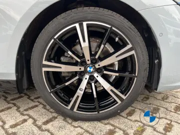 BMW 520d xDrive M Sport 20  AHK Pano Standhzg H K
