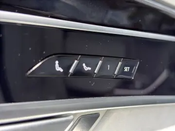 AUDI A8 L 60 TFSI e Tiptronic S-Line HD Matrix Panora