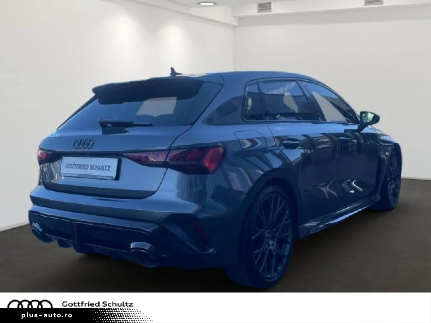 AUDI RS3 Sportback quattro 294(400) kW(PS) S tronic