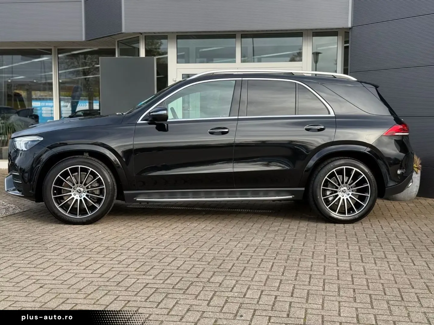 MERCEDES-BENZ GLE 450 4Matic AMG Line Burmester 360 LED Navi