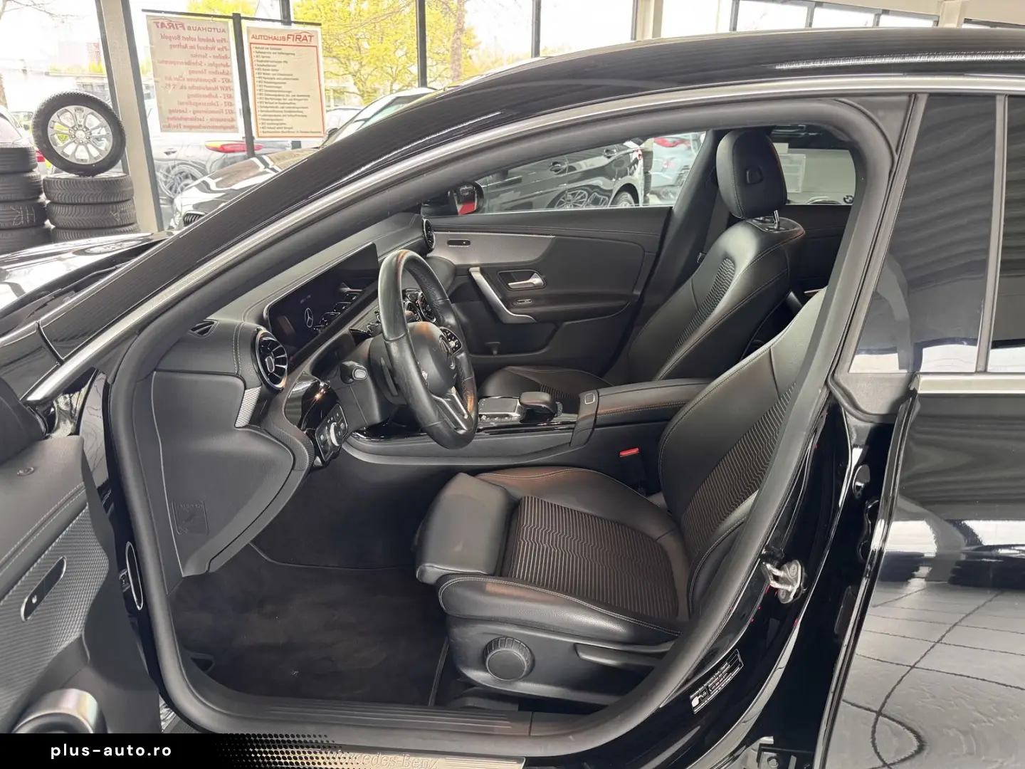 MERCEDES-BENZ CLA 180 Luxury DCT Kamera Navi LED