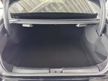 MERCEDES-BENZ CLA 180 Luxury DCT Kamera Navi LED
