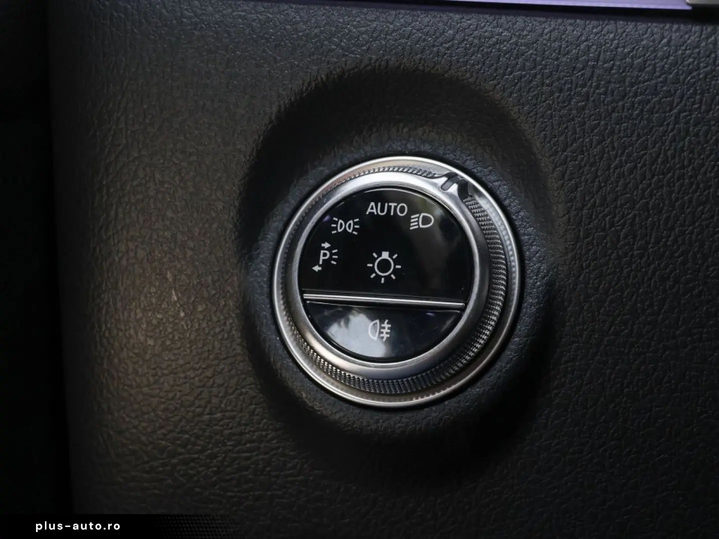 MERCEDES-BENZ CLE 300 e AMG-Sport Pano AHK DIGITAL M&hellip;