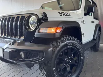 JEEP Wrangler Willys MY23  Keyless Carplay Sound LED