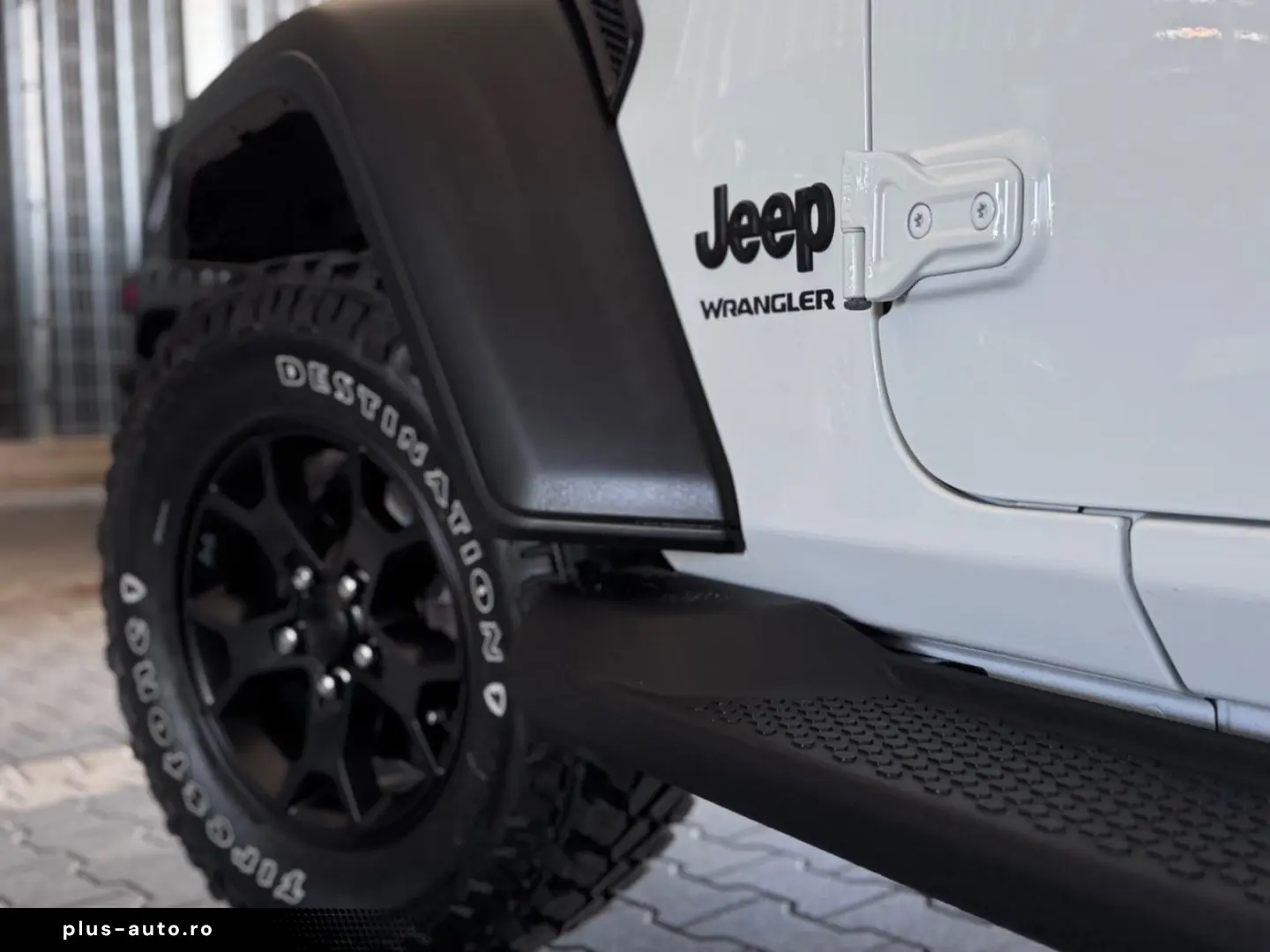 JEEP Wrangler Willys MY23  Keyless Carplay Sound LED