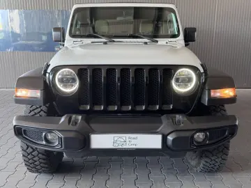 JEEP Wrangler Willys MY23  Keyless Carplay Sound LED