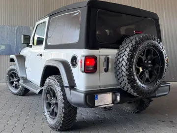 JEEP Wrangler Willys MY23  Keyless Carplay Sound LED