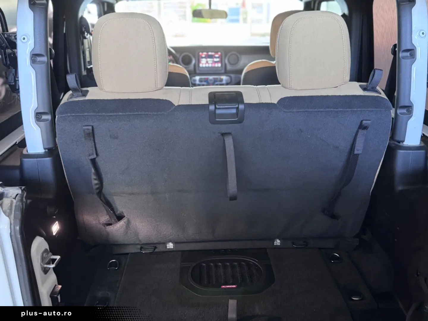 JEEP Wrangler Willys MY23  Keyless Carplay Sound LED