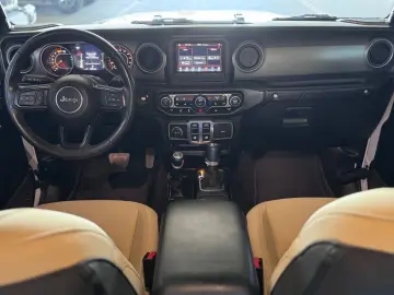 JEEP Wrangler Willys MY23  Keyless Carplay Sound LED