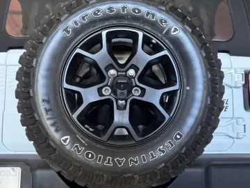 JEEP Wrangler Willys MY23  Keyless Carplay Sound LED