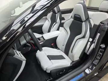 BMW M4 xDrive Comp. Convertible seat vent ACC 360  carbon