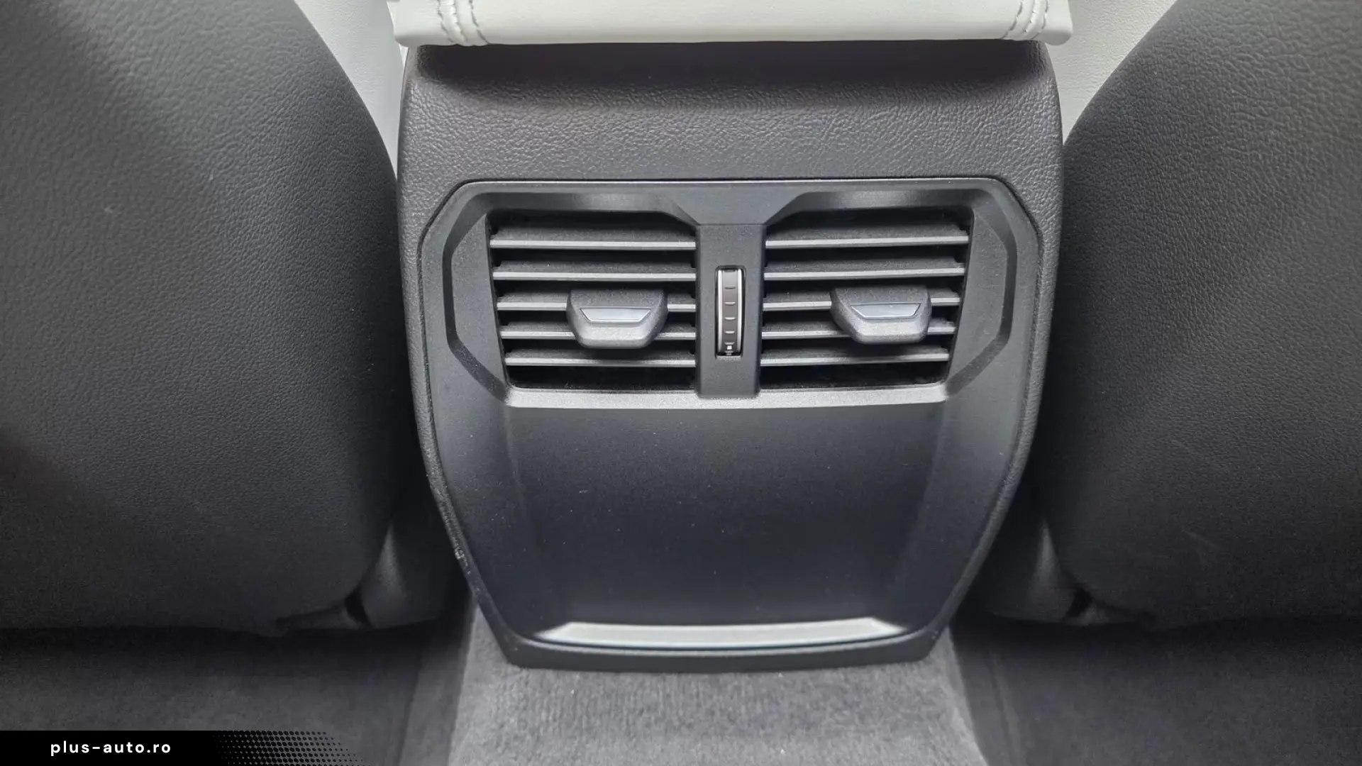 BMW M4 xDrive Comp. Convertible seat vent ACC 360  carbon