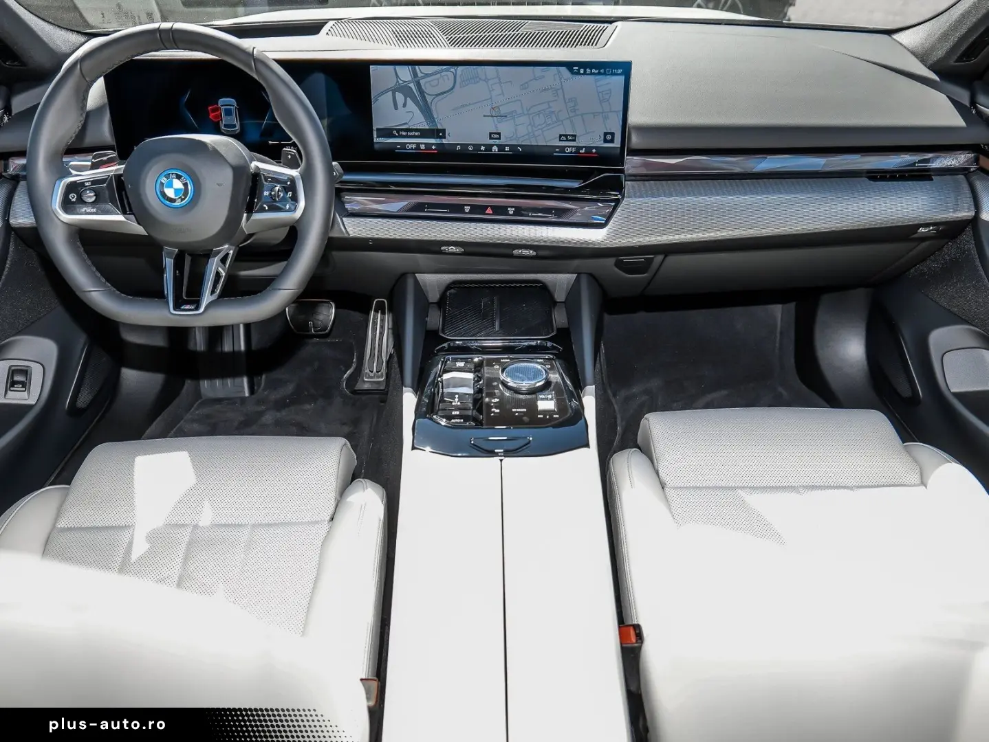BMW 550e xDrive Touring M Sport HUD PANO ACC AHK LM