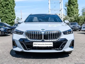 BMW 550e xDrive Touring M Sport HUD PANO ACC AHK LM