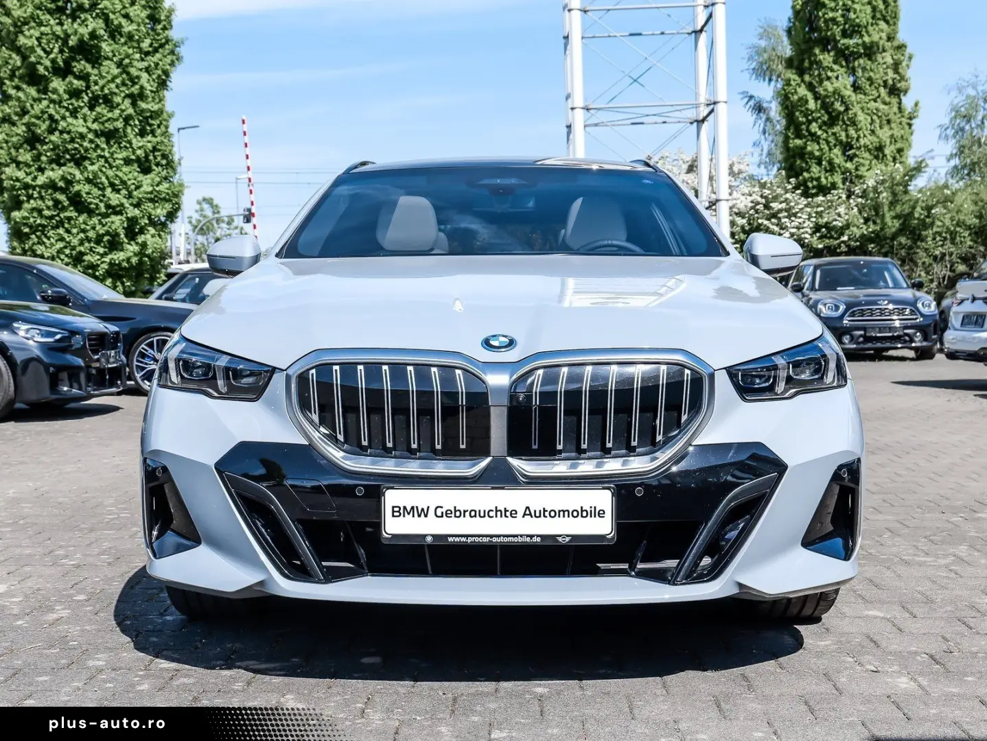 BMW 550e xDrive Touring M Sport HUD PANO ACC AHK LM